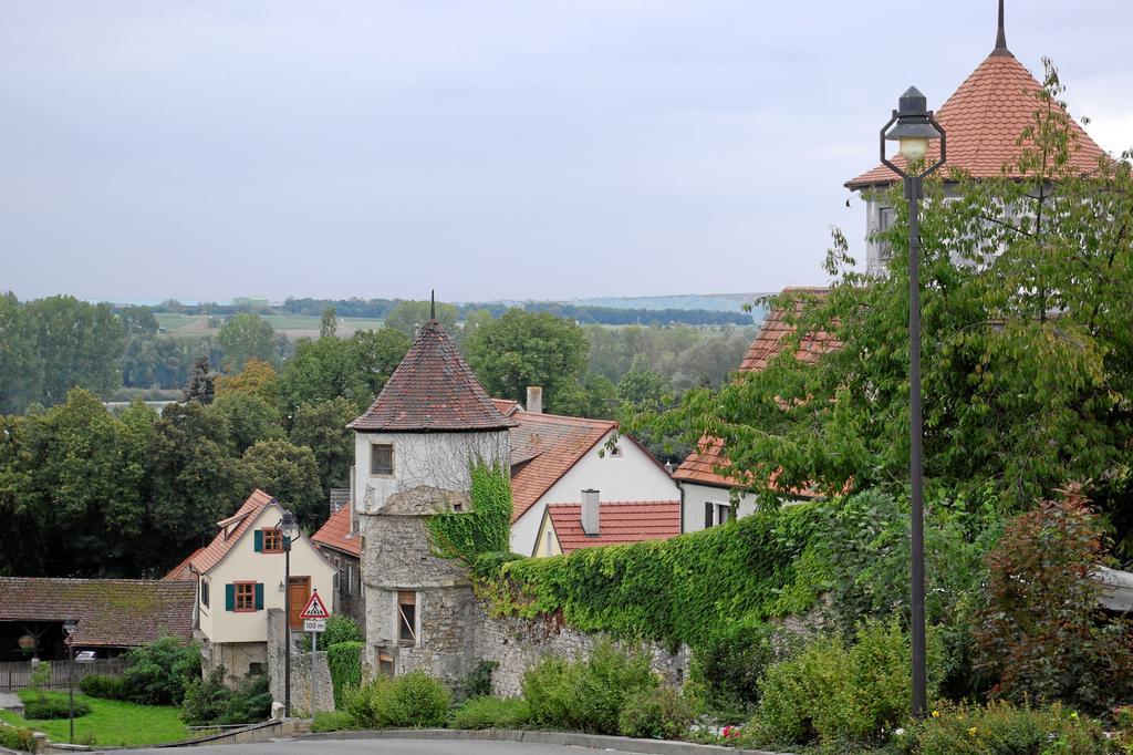 Akzent Hotel Am Bach Dettelbach Exteriör bild